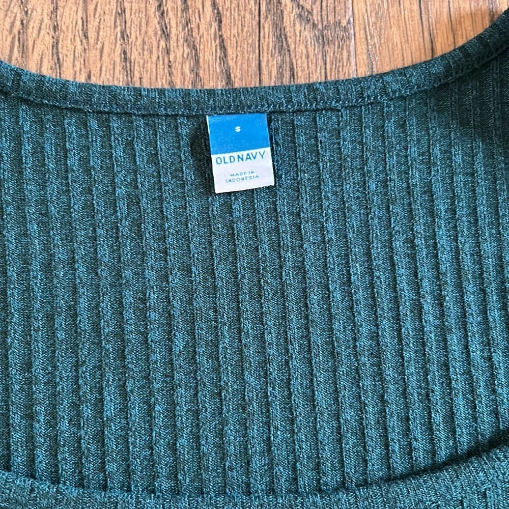 Dress - Picture 2 of 5